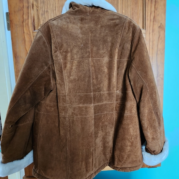 Suede coat NWT - Picture 2 of 2